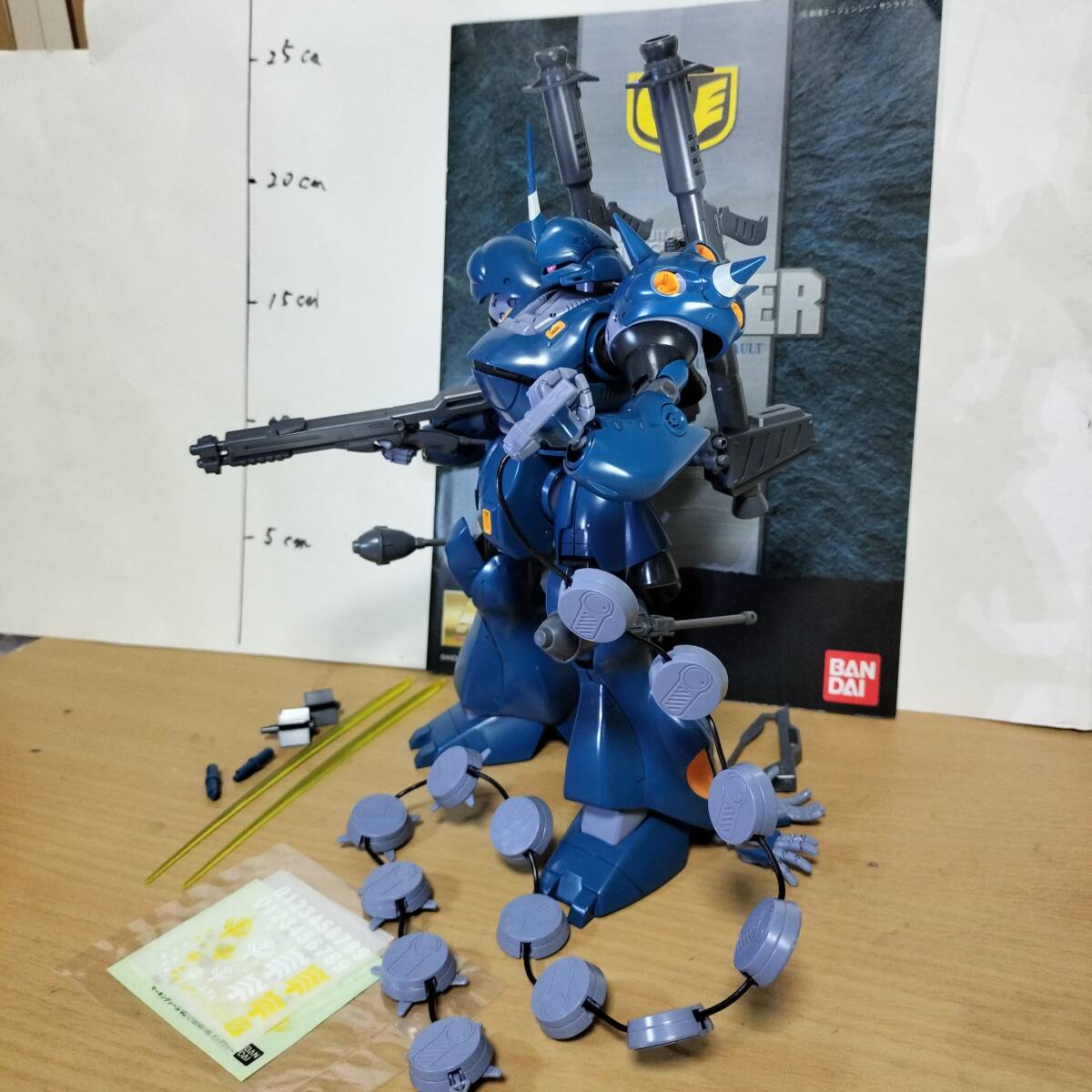 激安挑戦!! MG ガンダム サイクロプス隊 完成品 ケンプファー MS-18E 1/100 完成品