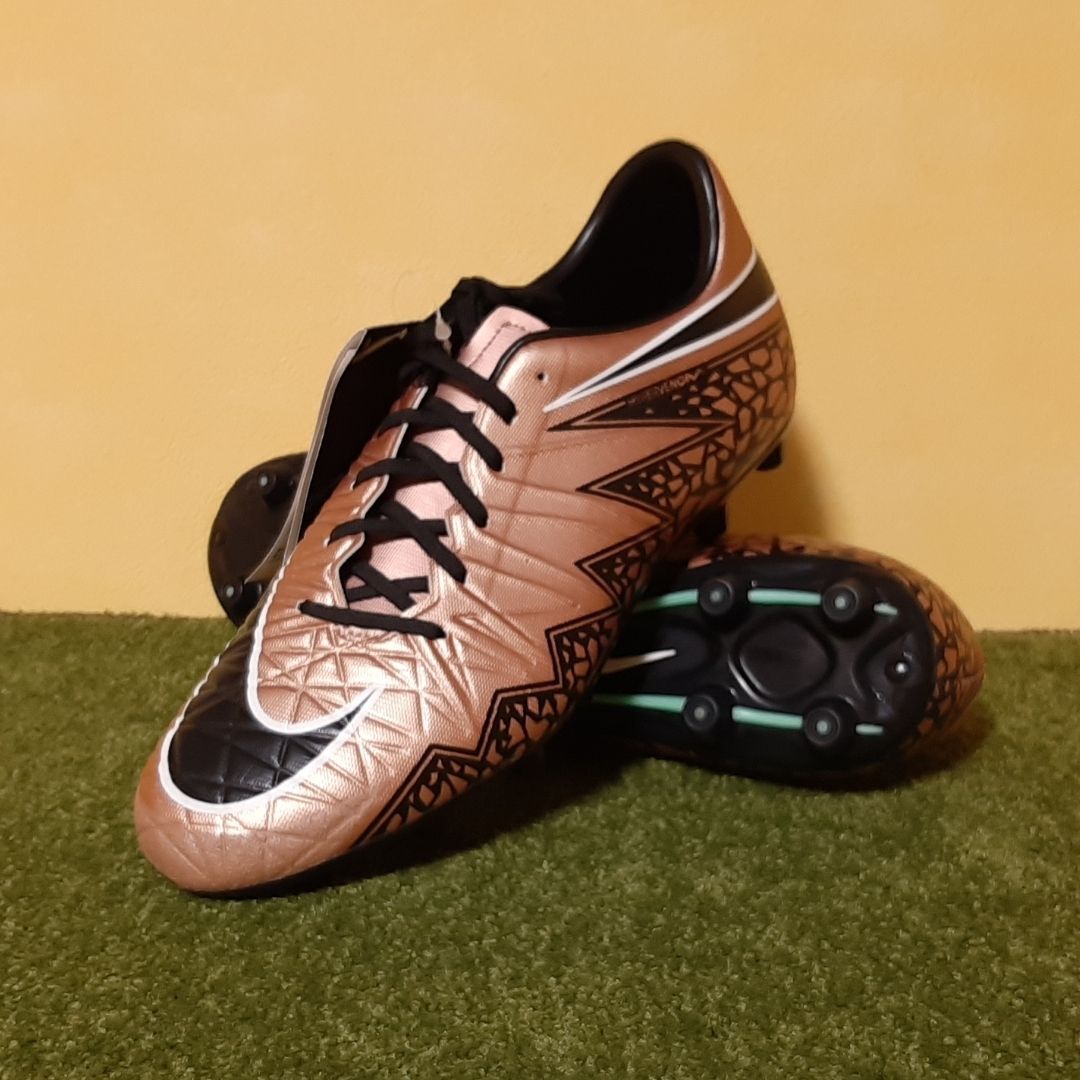 ナイキ サッカースパイク ハイパーヴェノム ファタル Ⅱ HG(26.0 ナイキ サッカースパイク ハイパーヴェノム ファタル Ⅱ HG(26.0