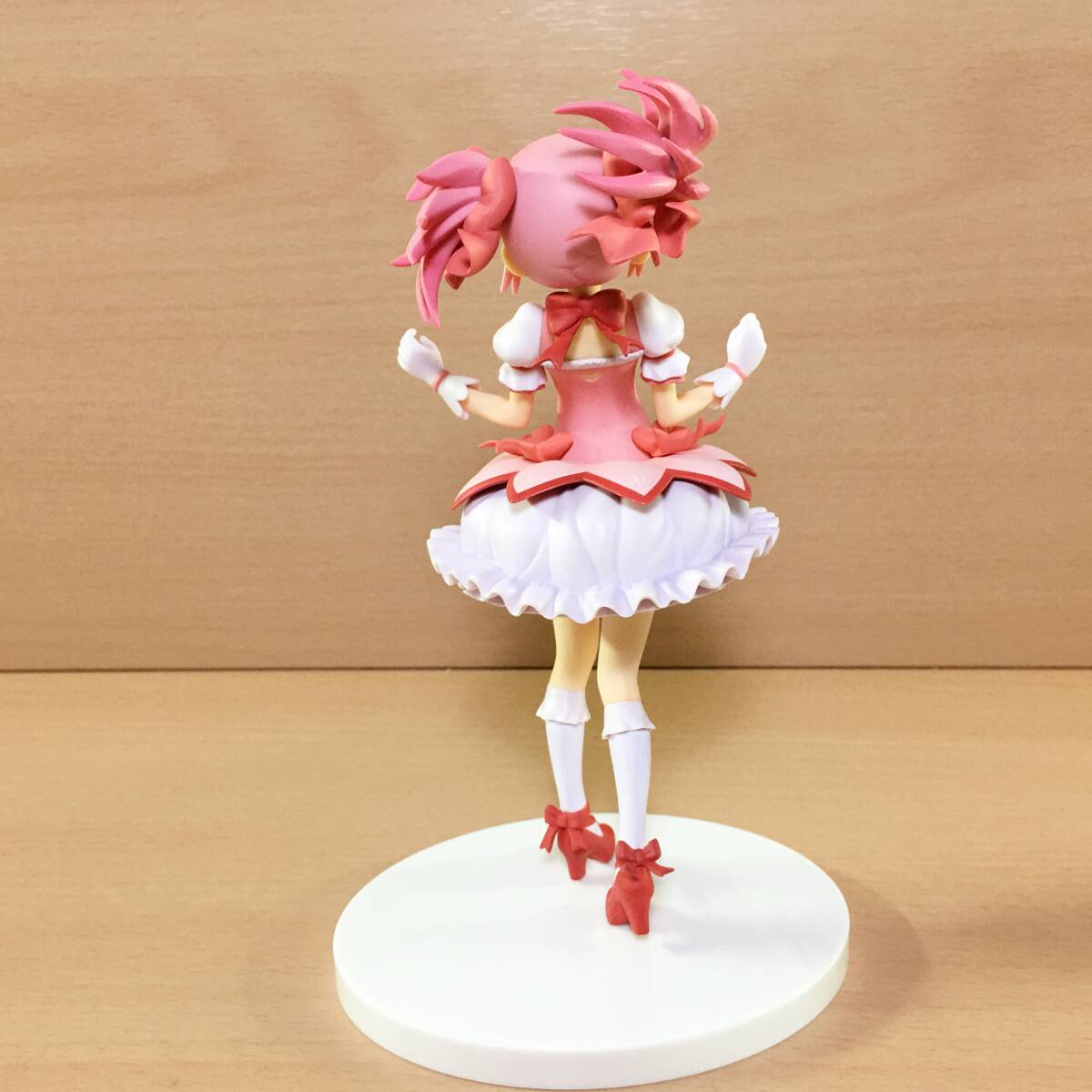 SQフィギュア 鹿目まどか 暁美ほむら 2種セット 劇場版 魔法少女 SQフィギュア 鹿目まどか 暁美ほむら 2種セット 劇場版 魔法少女