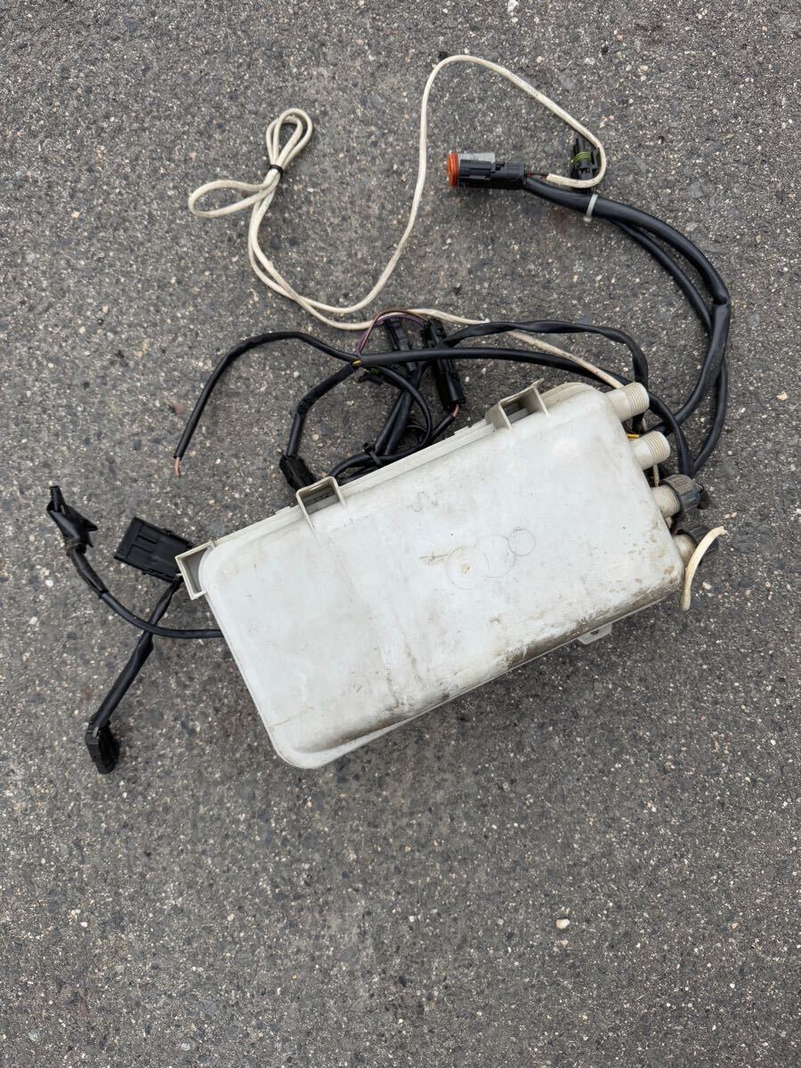 5250円 シードゥ SPX 純正 電装BOX キー2本付 リミッターカット 5250円 シードゥ SPX 純正 電装BOX キー2本付 リミッターカット