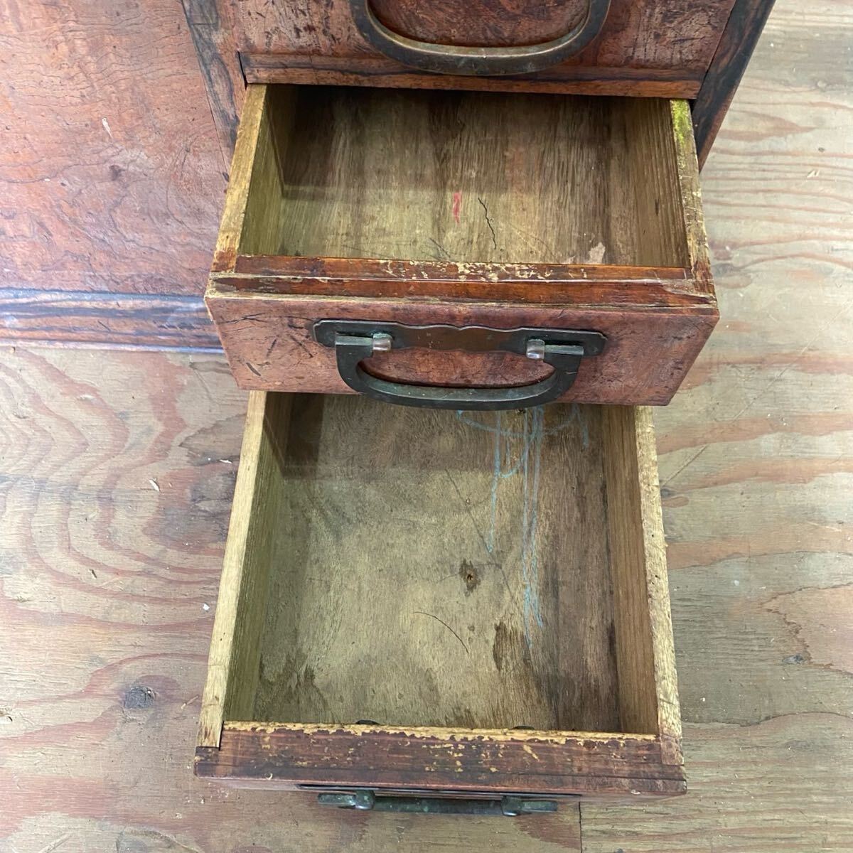 M0227701K 長火鉢 角火鉢 骨董品 関東長火鉢 無垢材 縁黒柿 欅 M0227701K 長火鉢 角火鉢 骨董品 関東長火鉢 無垢材 縁黒柿 欅