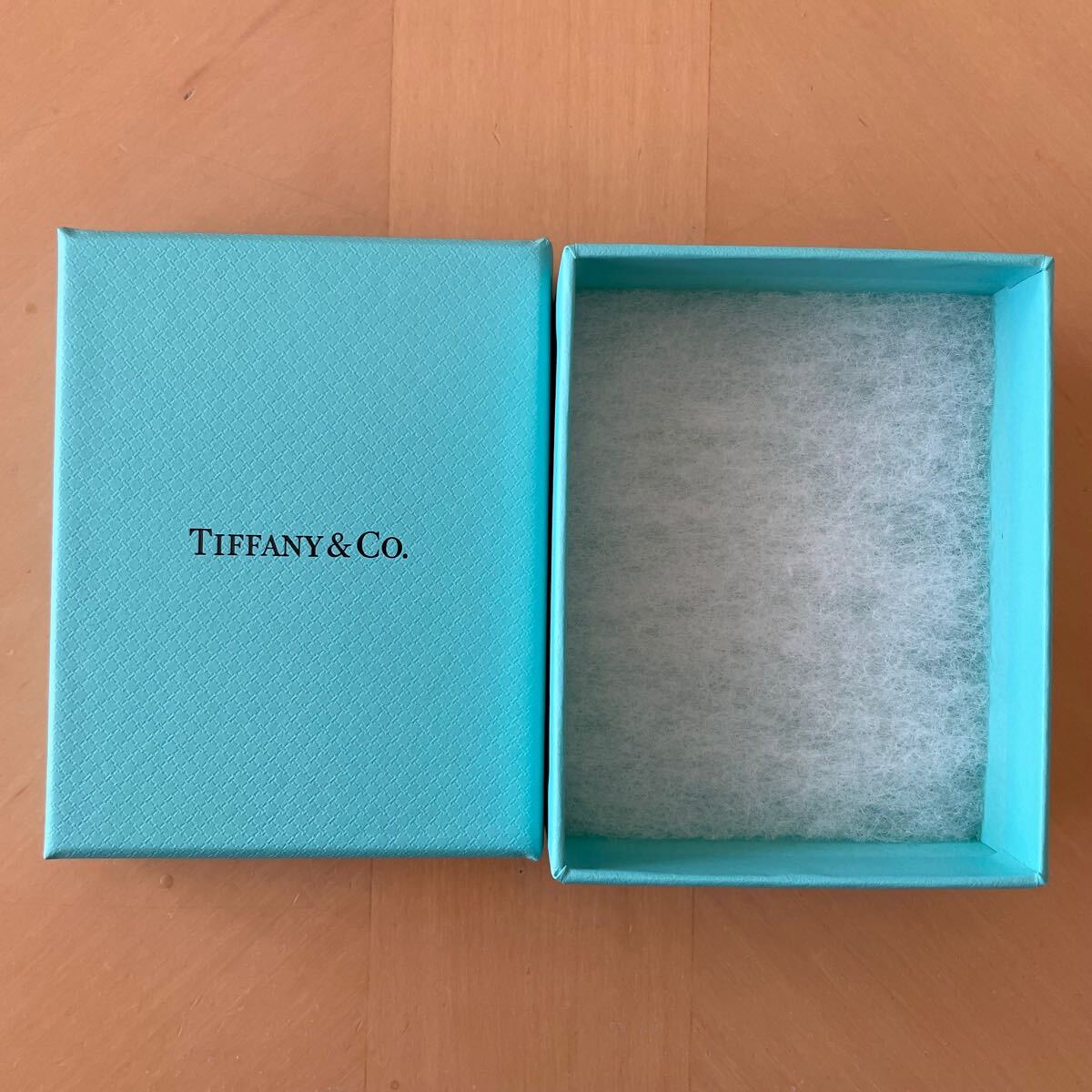 新品 未使用 現行品 TIFFANY ティファニー 空箱 巾着 紙袋 新品 未使用 現行品 TIFFANY ティファニー 空箱 巾着 紙袋