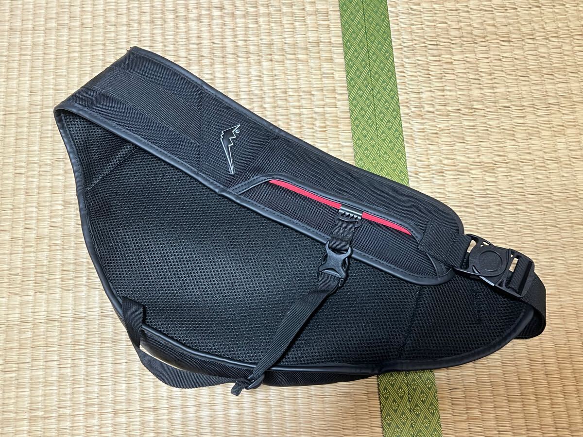 送料無料】 KUSHITANI クシタニ ショルダーバッグ ワン 送料無料】 KUSHITANI クシタニ ショルダーバッグ ワン