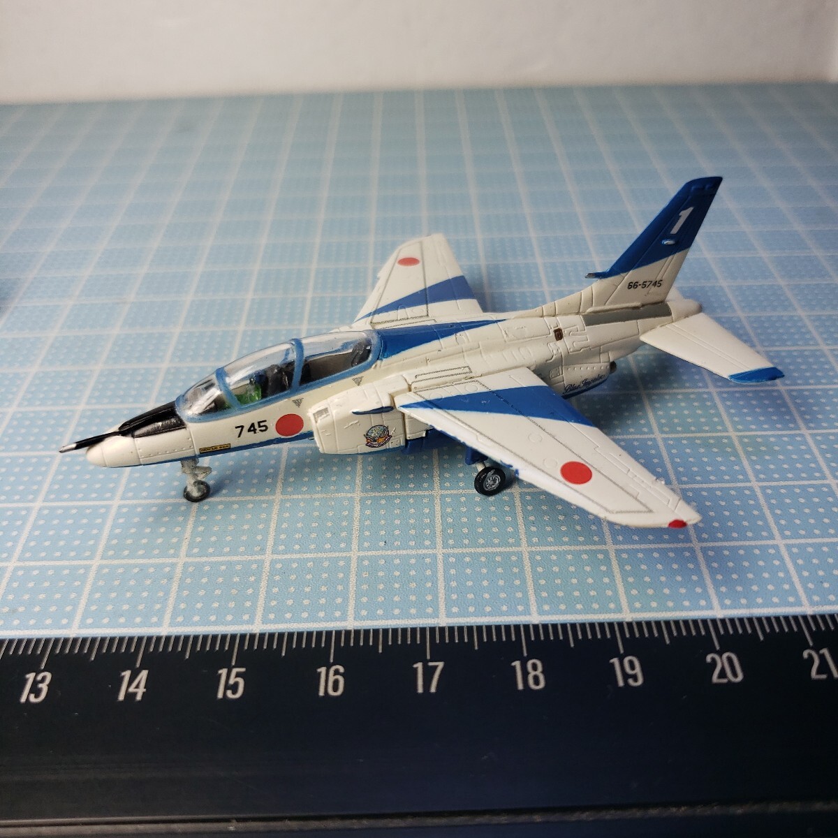 ef игрушки 1/144a черный команда коллекция 01 авиация собственный ..T-4 голубой Impulse 1 номер машина сборка товар 