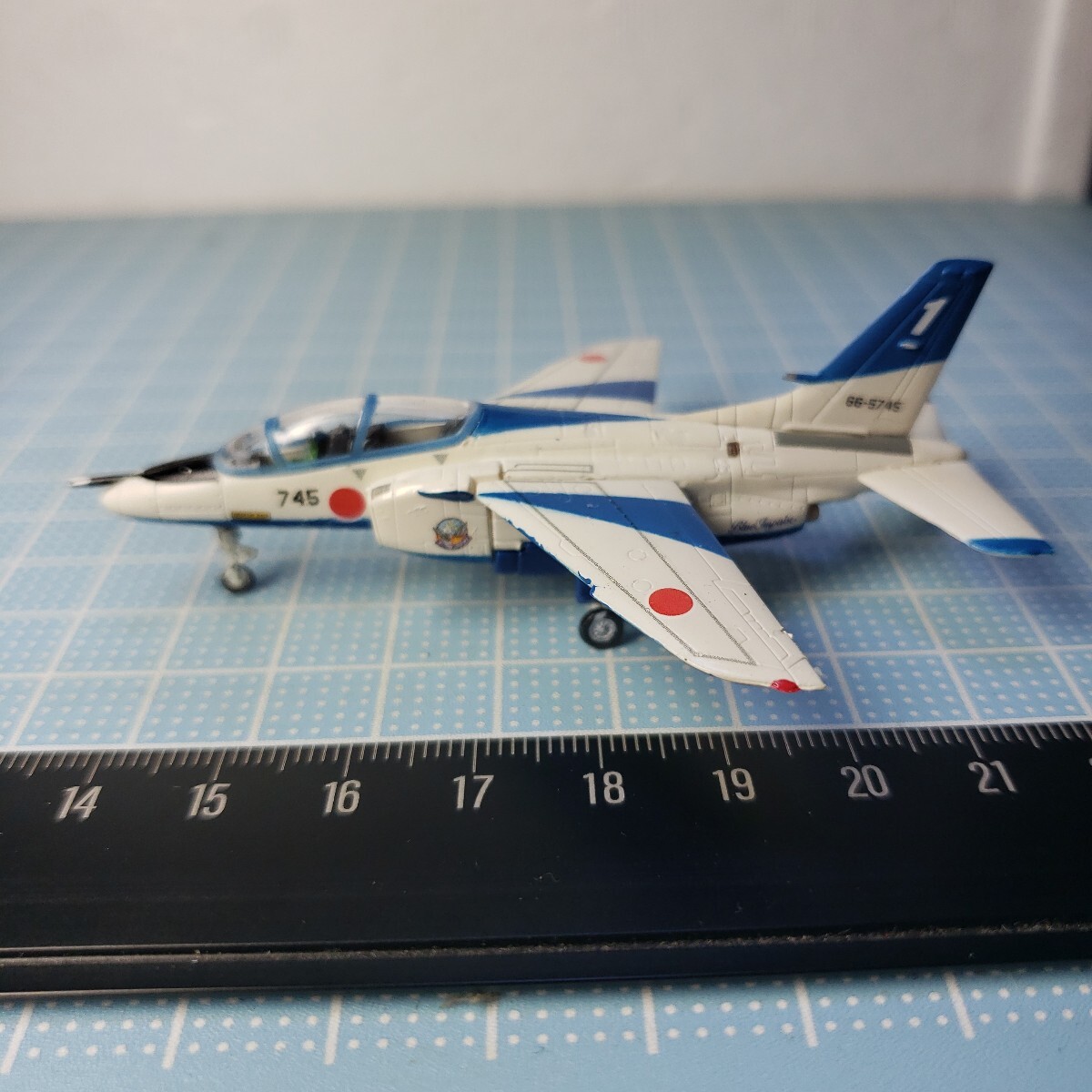 ef игрушки 1/144a черный команда коллекция 01 авиация собственный ..T-4 голубой Impulse 1 номер машина сборка товар 