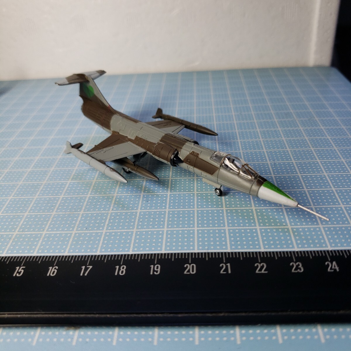 カフェレオ 1/144 エリア88コレクション F-104 スターファイター