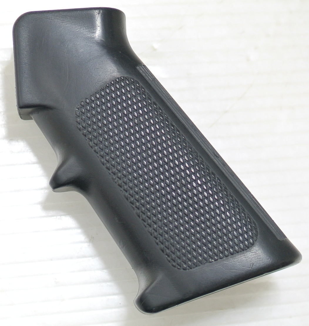 即決 実物 COLT コルト M16 A2 グリップ F3刻印 M4 Mk18 トレポン PTW INFINITY ガスブロ GBBR