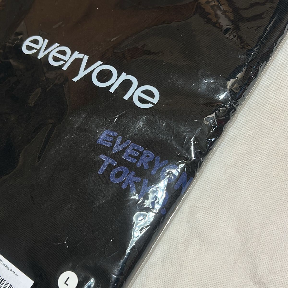 everyone エブリワン j 30000 logo long sleeve tee ブラック everyone エブリワン j 30000 logo long sleeve tee ブラック