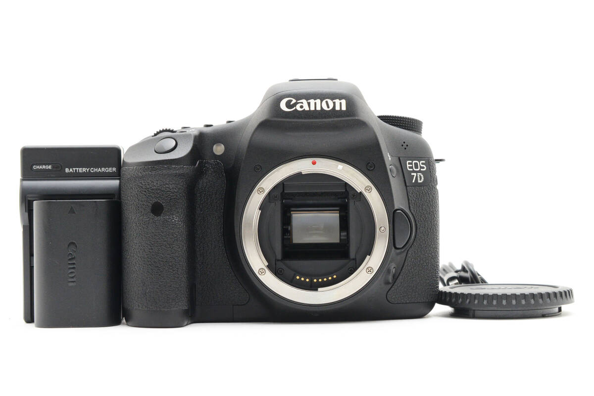 【美品】キャノン Canon EOS 7D ボディ　《ショット数6820回》 FE200236A3630