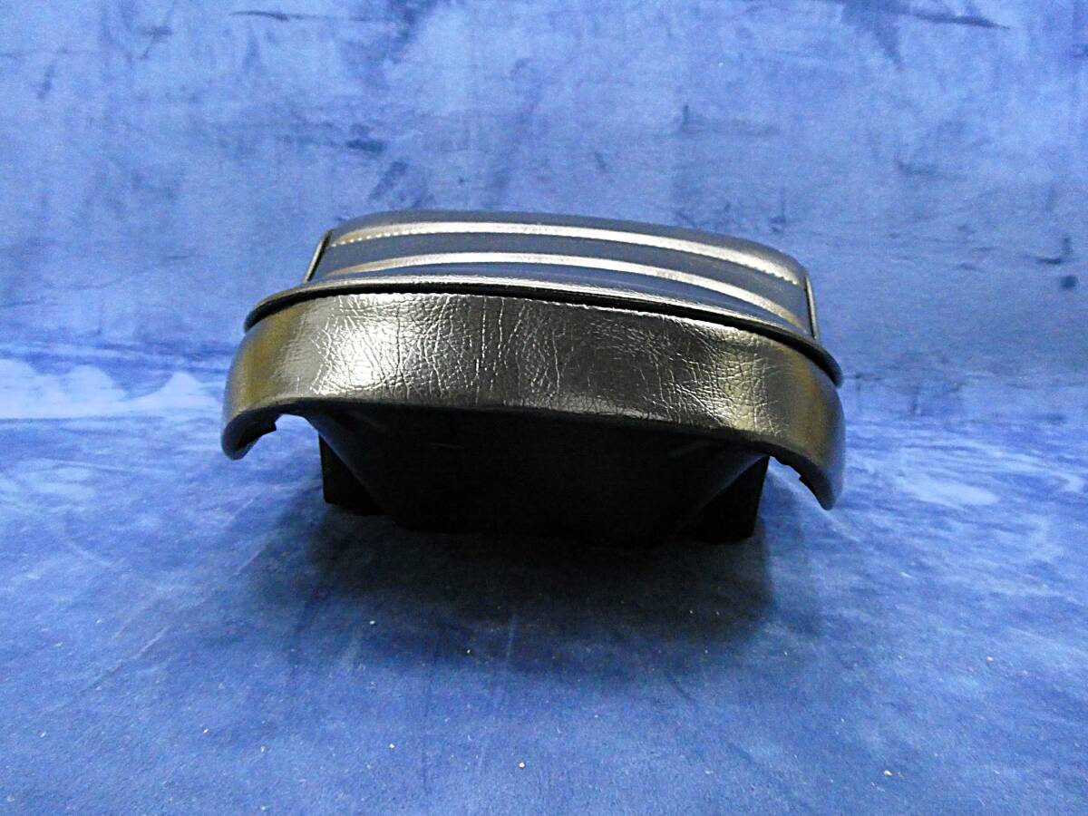 CB400SF NC31前期 黒皮 タックロールシート/ 92~95年式 ラクダ CB400SF NC31前期 黒皮 タックロールシート/ 92~95年式 ラクダ