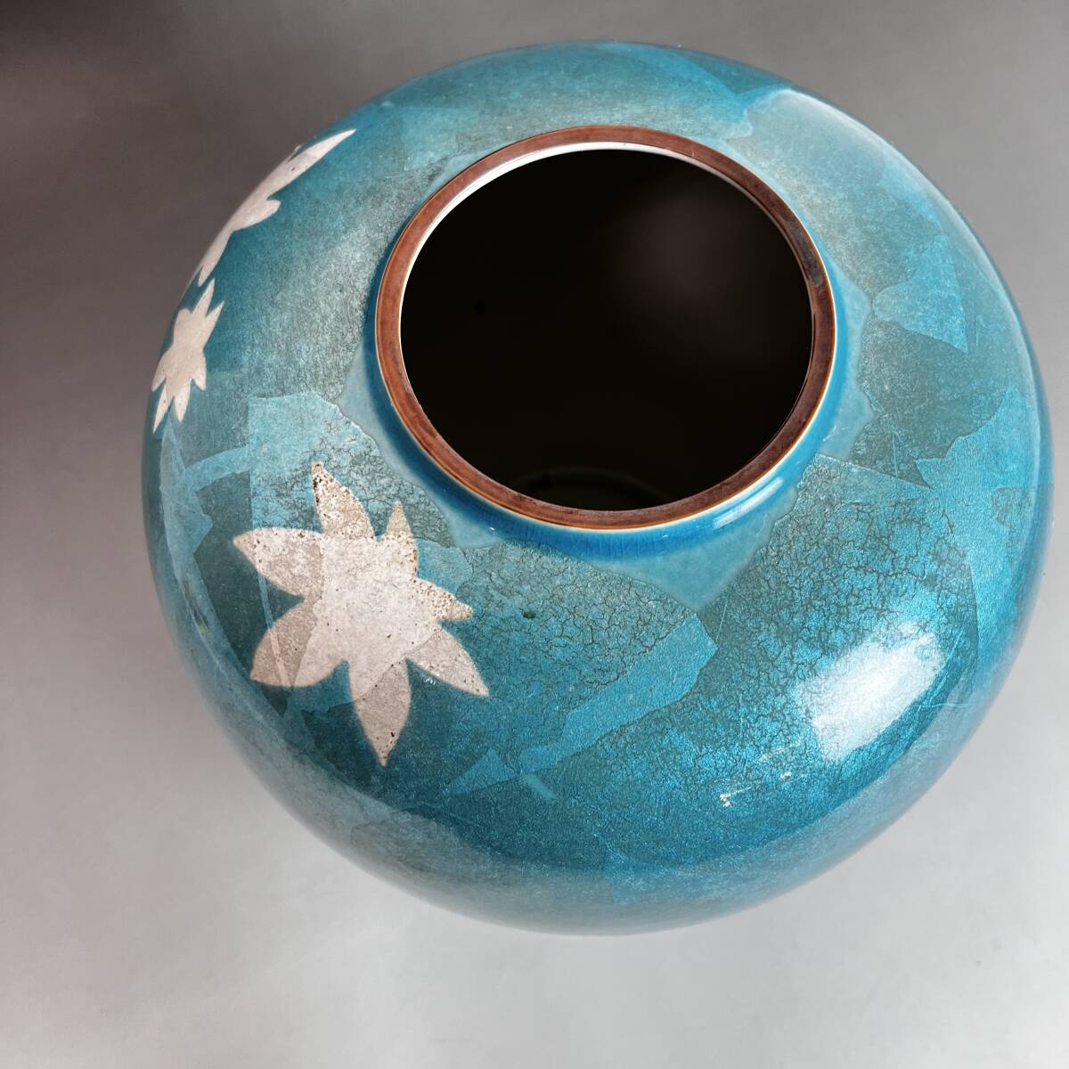 博峰窯◇九谷焼【銀彩花生・花瓶】共箱付◇骨董/花器/釉彩/花入 博峰窯◇九谷焼【銀彩花生・花瓶】共箱付◇骨董/花器/釉彩/花入