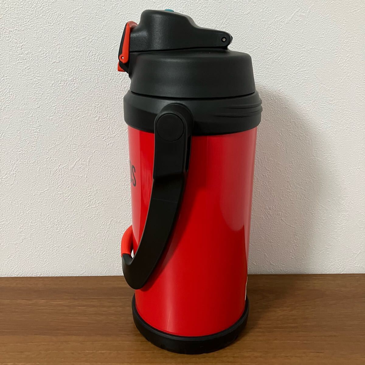 注目ショップ・ブランドのギフト サーモス THERMOS 未使用 TA□ 水筒 2L スポーツジャグ 真空断熱 ジャグ