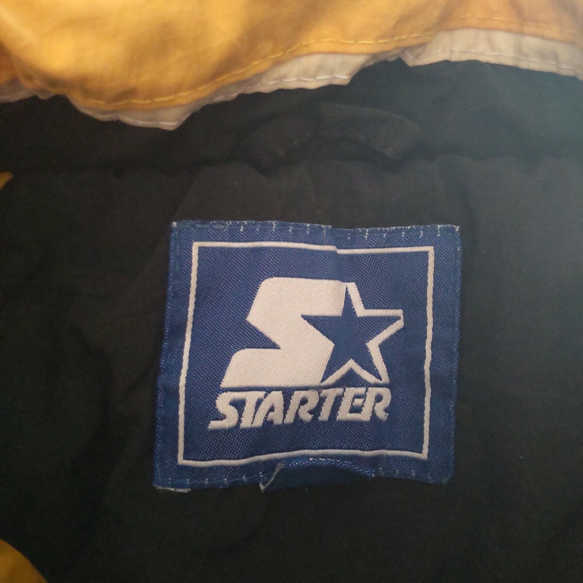 C3 STARTER 黒色 XL スターター IOWA 中綿 キルティング ナイロン ジャケット NFL NBA NHL MLB ビンテージ アメリカ USA 古着 メンズ 90s