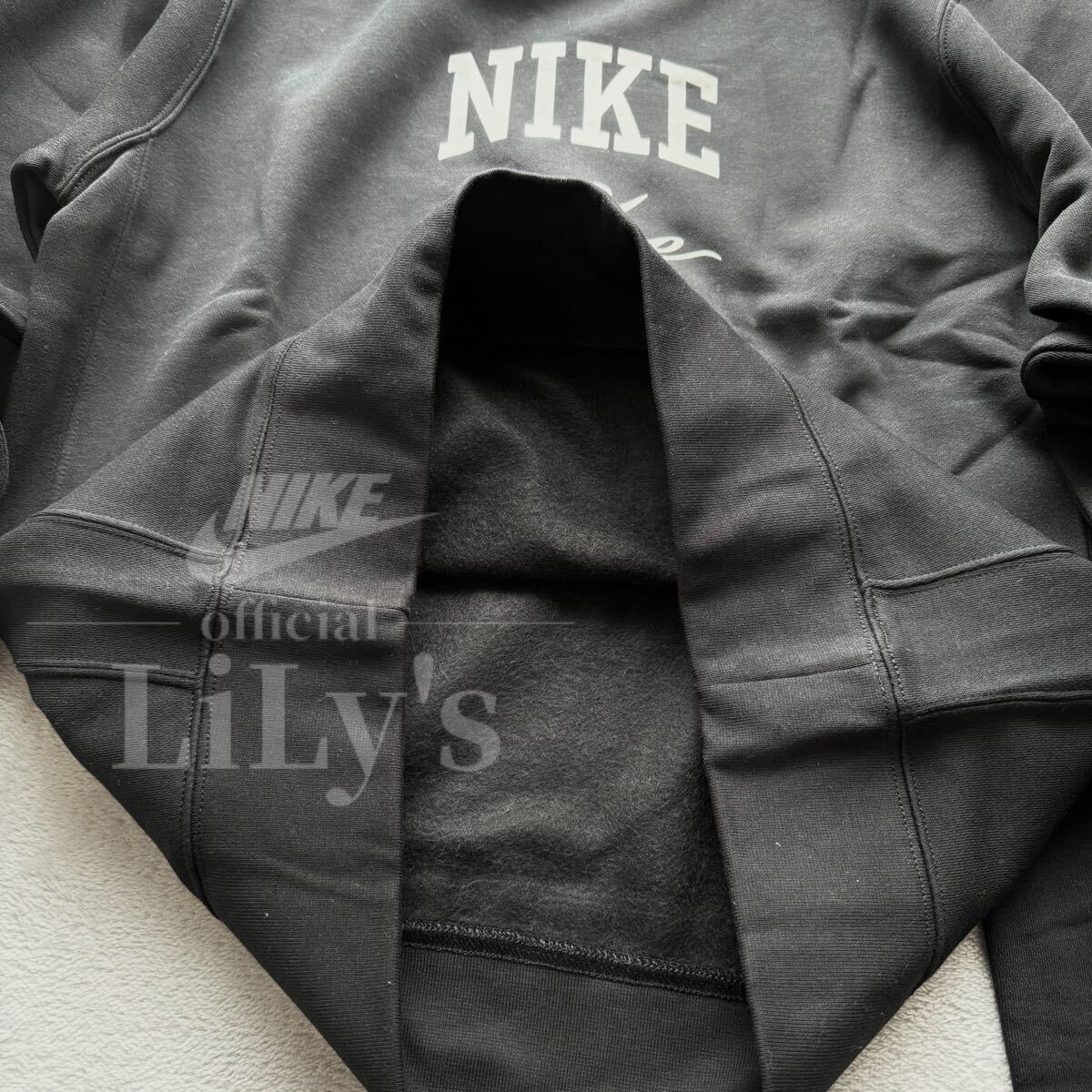 新品未使用 NIKE上下セットアップ Mサイズ 黒 オレンジ ス