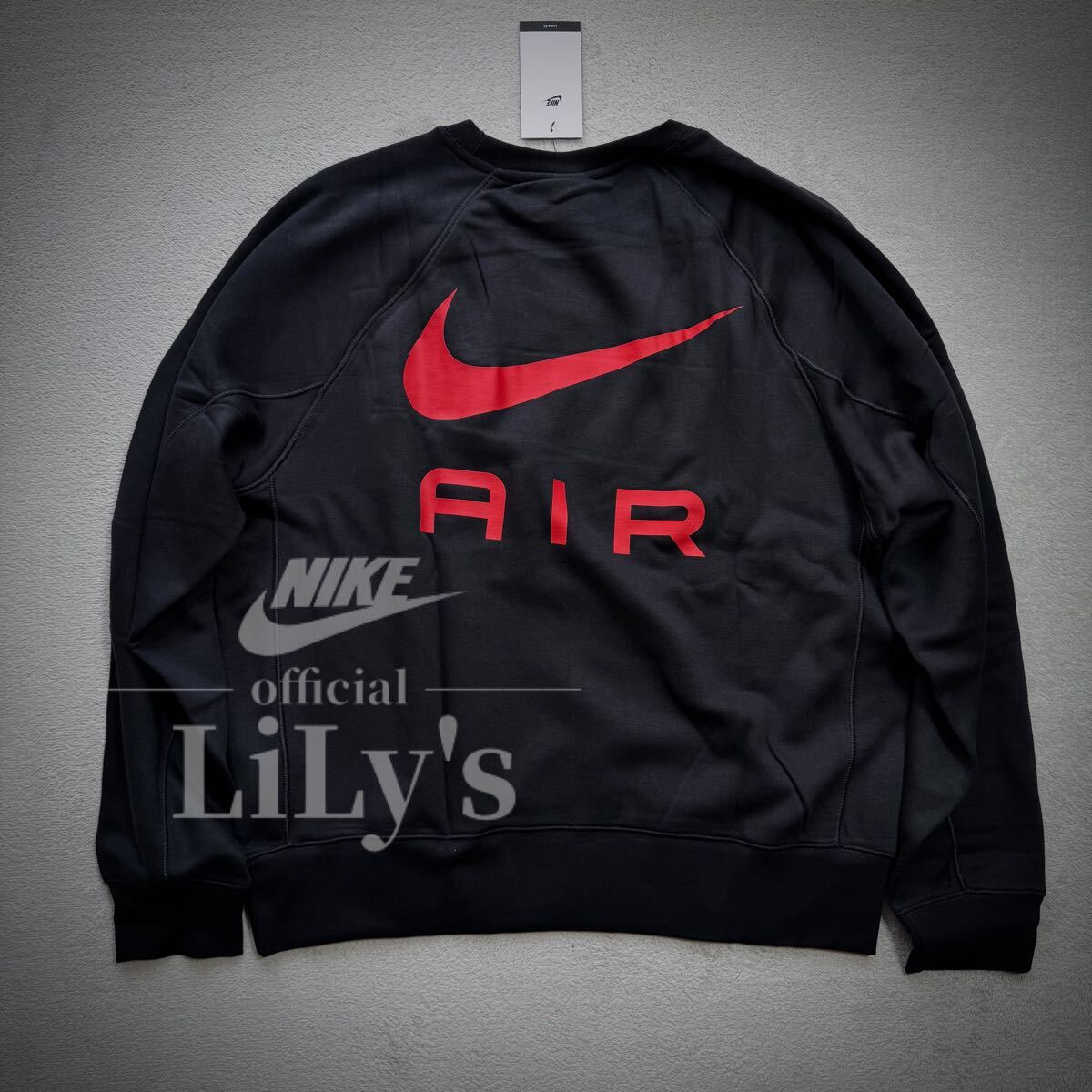 新品未使用 NIKE上下セットアップ 上L下M 上下サイズ違い 黒赤 新品未使用 NIKE上下セットアップ 上L下M 上下サイズ違い 黒赤