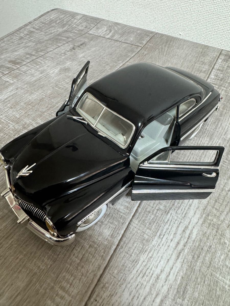 1/18 ERTL エンジン再現 Mercury 1949 マーキュリー アメリカン 1/18 ERTL エンジン再現 Mercury 1949 マーキュリー アメリカン
