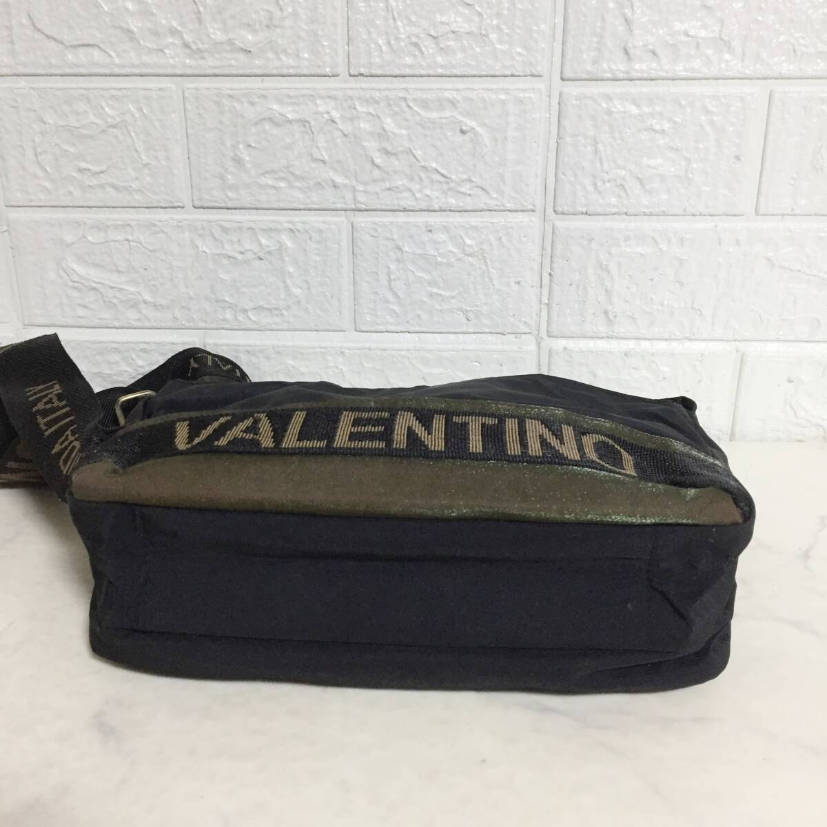 no31410 valentino rossa バレンティノロッサ ナイロン 斜め掛けショルダー バッグ ポシェット_画像4