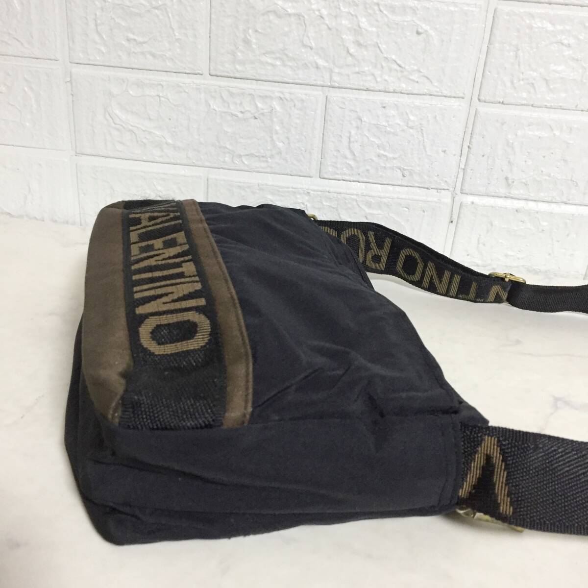 no31410 valentino rossa バレンティノロッサ ナイロン 斜め掛けショルダー バッグ ポシェット_画像5