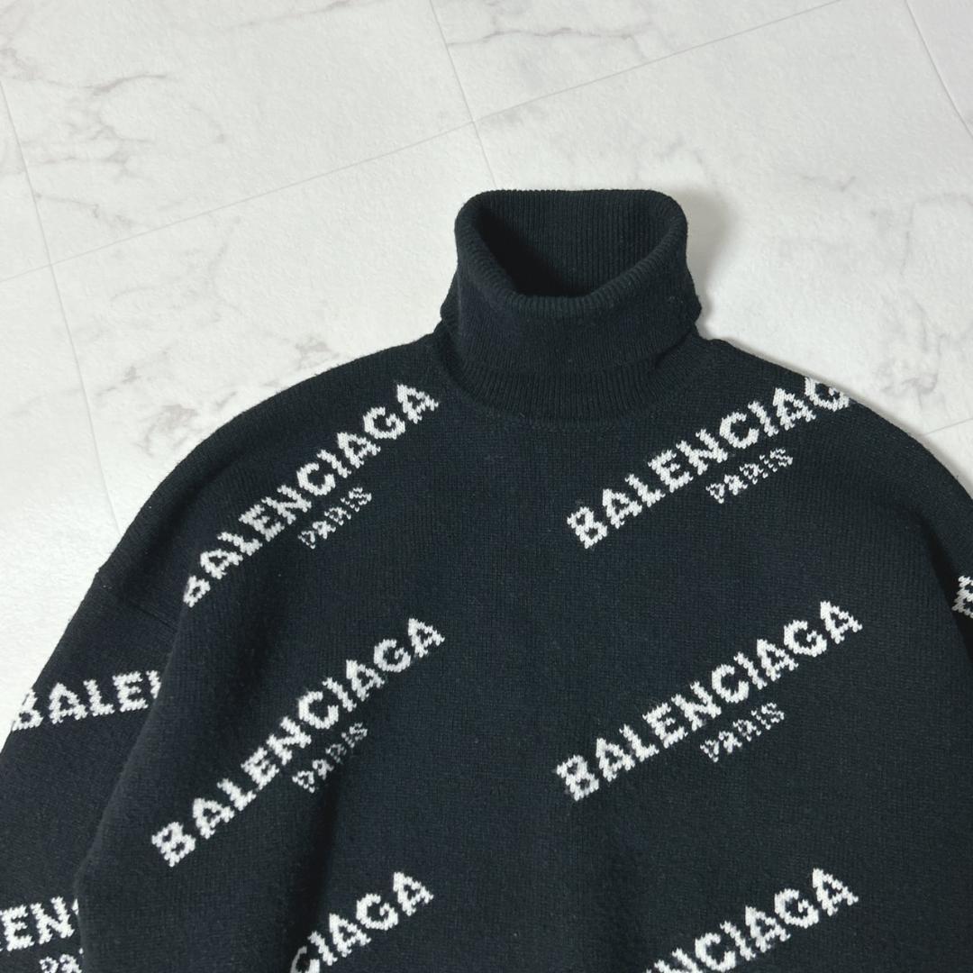 バレンシアガ オーバーサイズタートルネック ニット ジャガード ロゴ