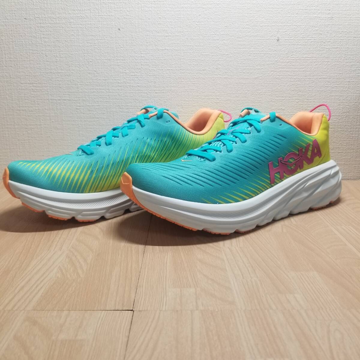 ②送料無料・新品未使用！！HOKA ONEONE ホカ オネオネ ランニングシューズ / リンコン 3 / セルリアンブルー 定価17600円 24.0ｃｍ