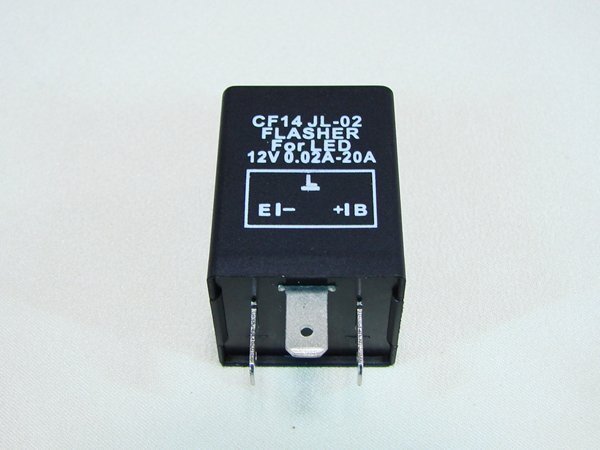 送料格安 汎用ICウインカーリレー 3ピン LEDハイフラ防止に ピアジオ ベスパ ランナー