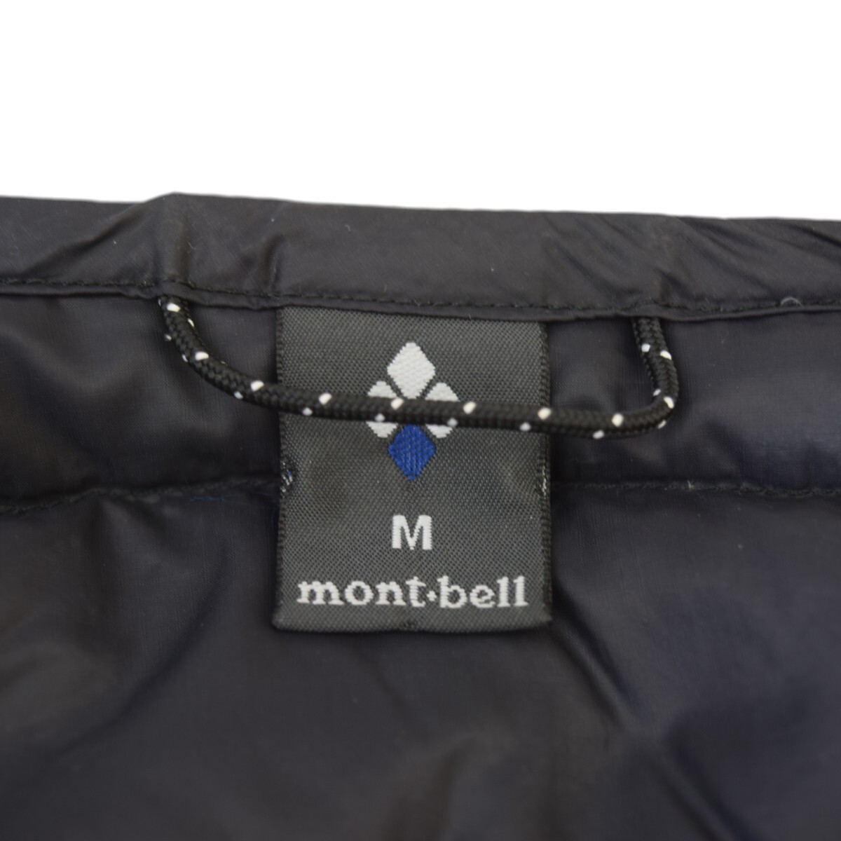 新品 mont-bell モンベル 定価4.4万 撥水防風 EXグースダウン 新品 mont-bell モンベル 定価4.4万 撥水防風 EXグースダウン