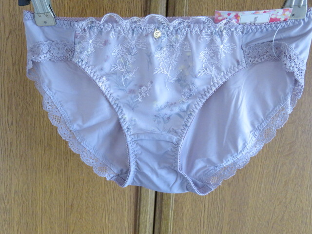 【新品】tutu anna花柄ショーツ　M　紫系_画像7