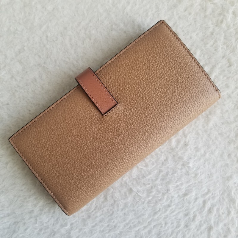 新品 LOEWE ロエベ バーティカル ウォレット ラージ 長財布 新品 LOEWE ロエベ バーティカル ウォレット ラージ 長財布