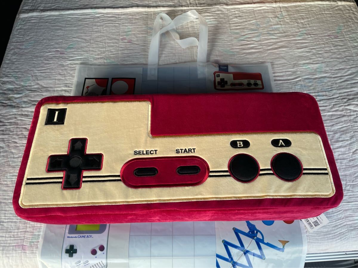 クッション ファミリーコンピュータ コントローラ ニンテンドー クッション ファミリーコンピュータ コントローラ ニンテンドー