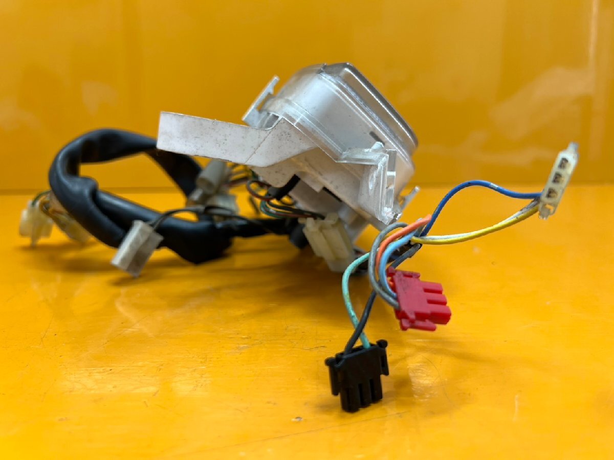 item_image_3