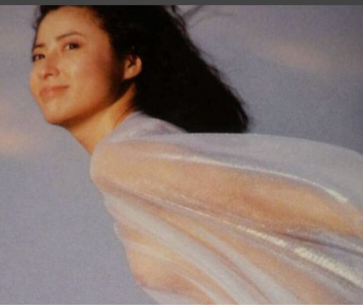 岡江久美子写真集『華やかな自転』講談社 別冊スコラ 昭和57年 岡江久美子写真集『華やかな自転』講談社 別冊スコラ 昭和57年