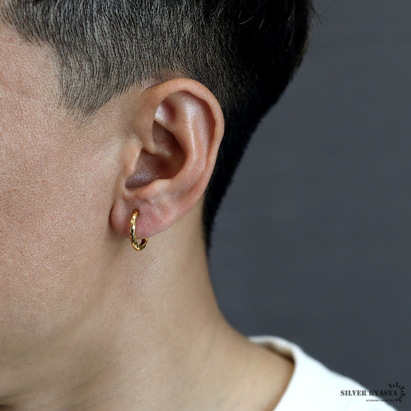 (ゴールド) ステンレス フープピアス ツイストピアス ねじり ゴールド シルバー gold ひねり 金屬アレルギー 対応 片耳用