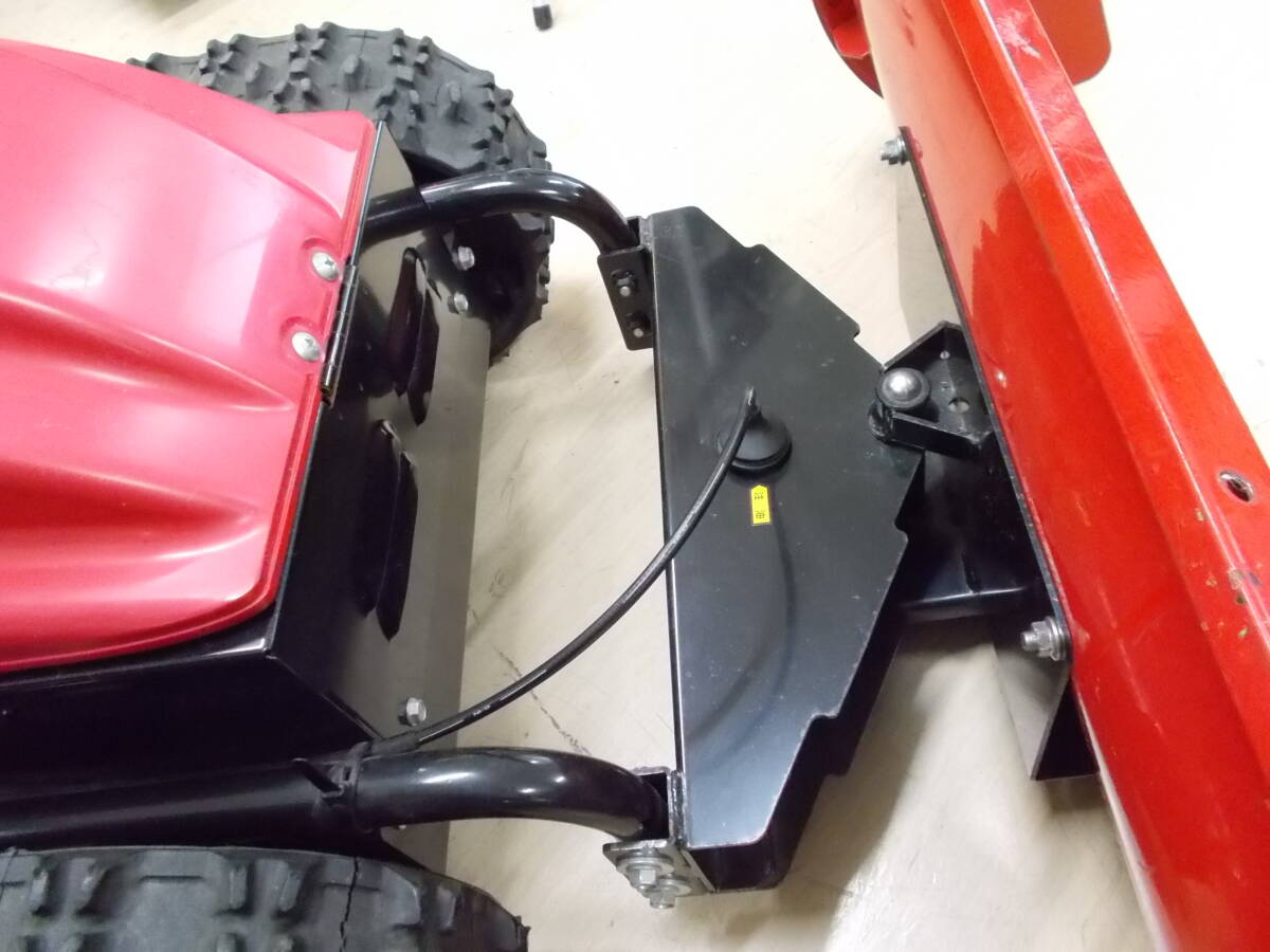 WADO ワドー ブレード型除雪機 e-SB80 ライト付き 電動除雪機 WADO ワドー ブレード型除雪機 e-SB80 ライト付き 電動除雪機