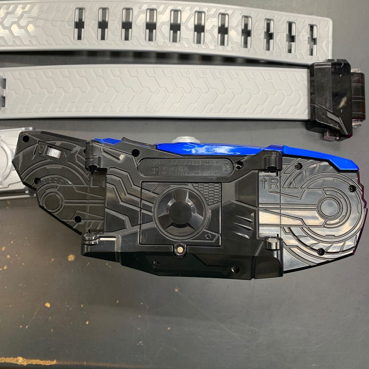 即決 DX マッハドライバー炎 仮面ライダードライブ 変身ベルト 即決 DX マッハドライバー炎 仮面ライダードライブ 変身ベルト