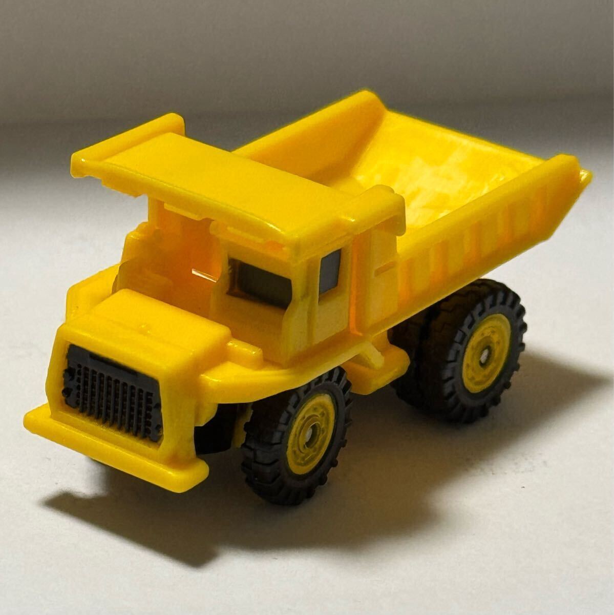  карман Tomica P027 off-road самосвал ( желтый )