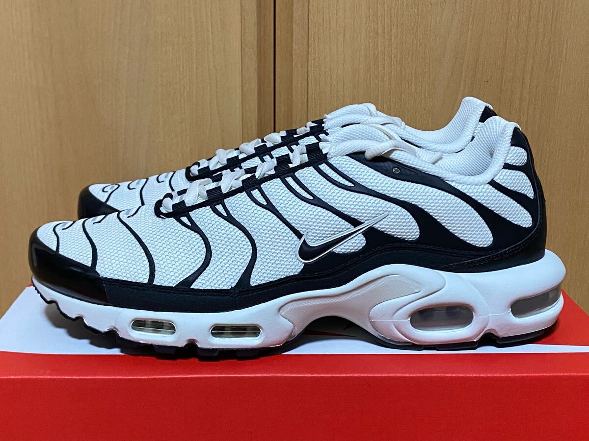 新品 国内正規品 NIKE AIR MAX PLUS ESS+ FV6264-001 US10 28cm 新品 国内正規品 NIKE AIR MAX PLUS ESS+ FV6264-001 US10 28cm