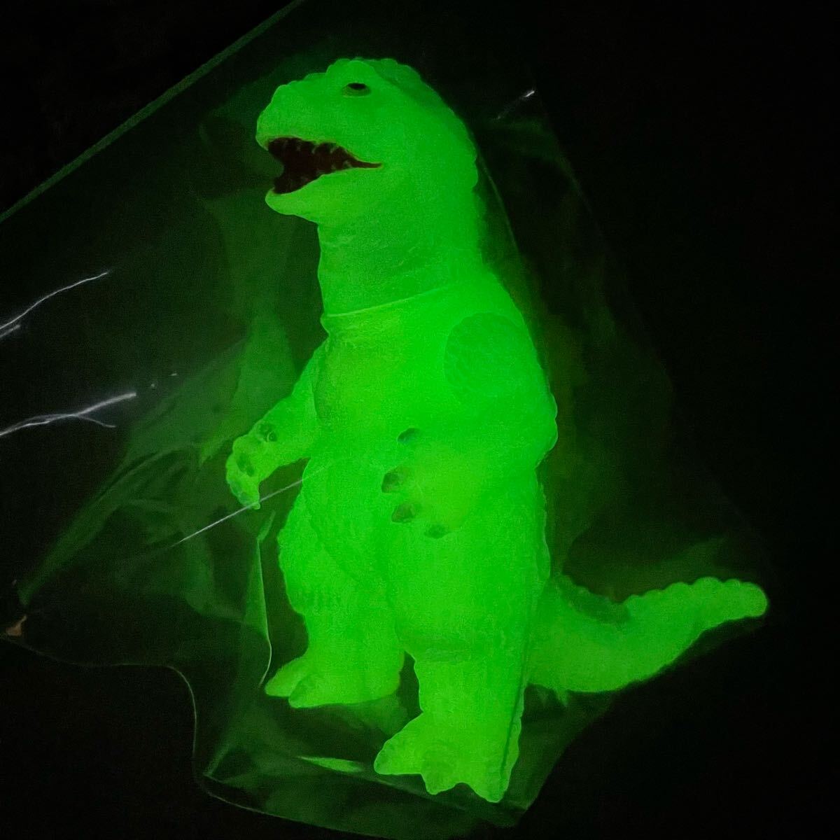 MAXTOY キンゴジ ゴジラ 1962 GID 蓄光 PICOPICO 原型 GODZILLA MAXTOY キンゴジ ゴジラ 1962 GID 蓄光 PICOPICO 原型 GODZILLA