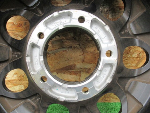 ★3062AMZ 社外アルミ 16×5.5J 5/139.7 +22 アルミホイール 4本 中古_画像6