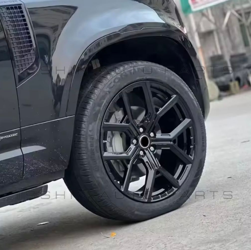 ランドローバー ディフェンダー L663 用 22インチ 4本 鍛造 新品 グロスブラック スポークホイールリム 2019年式? センターキャップ付き
