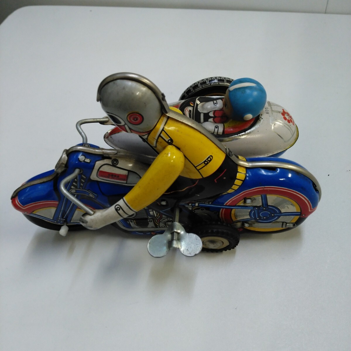 item_image_3