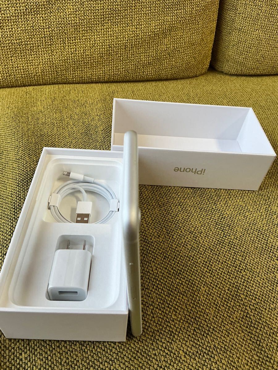 iPhone 8 64GB ホワイト_画像7