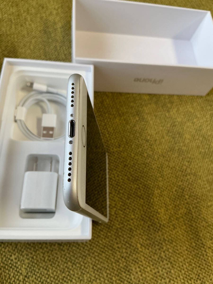 iPhone 8 64GB ホワイト_画像8