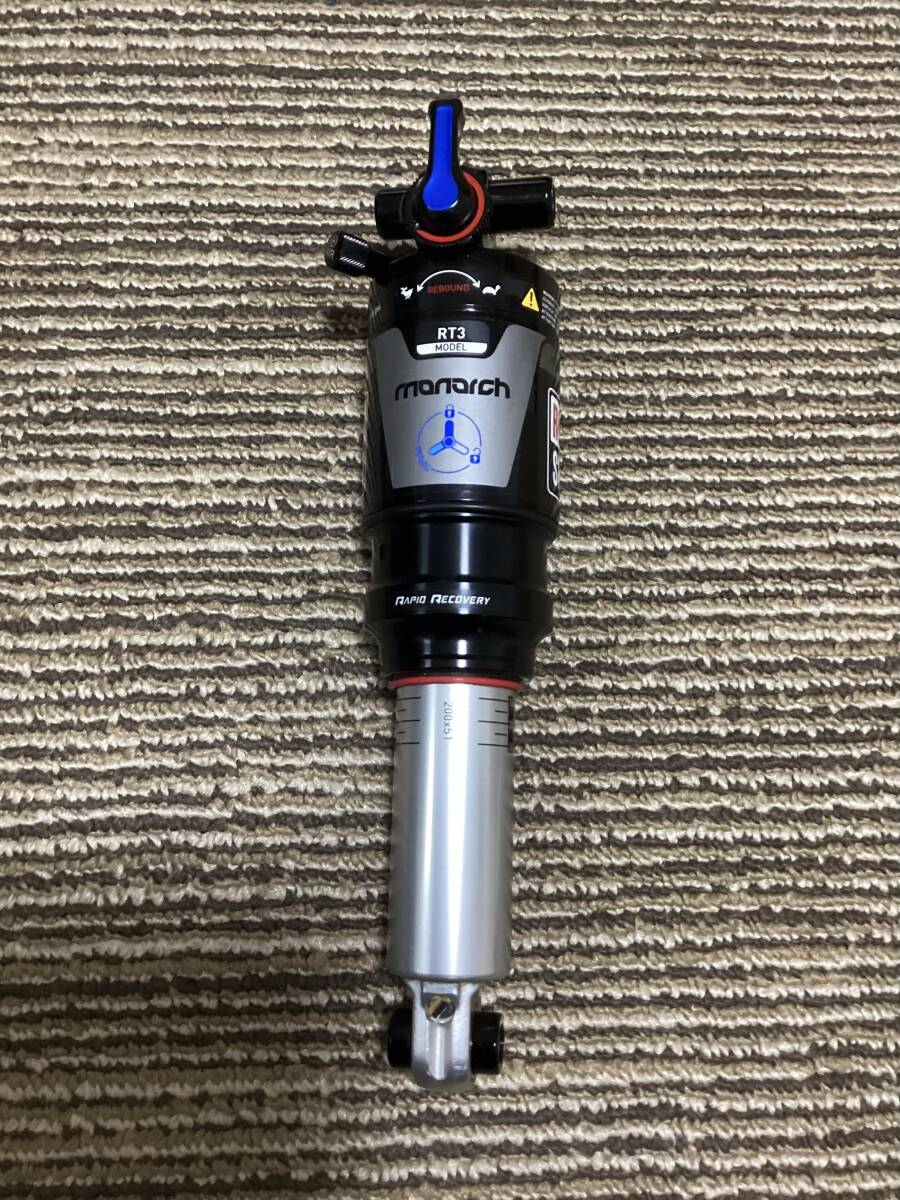 Amazon.com: RockShox Monarch RT3 Rear Shock, 7.875x2.00