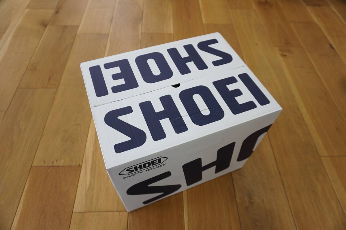 SHOEI　ヘルメット?。冢浮ˉ啸辚啸陙徽h（受注期間限定品）　ホワイト×グレー　Ｌサイズ?。玻茨暄u??內(nèi)正規(guī)　未使用新品　送料無(wú)料