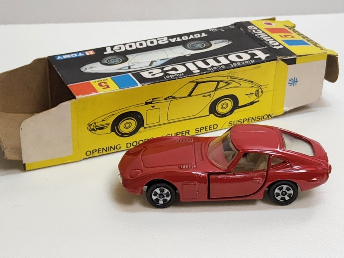 Yahoo!オークション - トミカ 黒箱 1Aホイール トヨタ 2000GT 赤