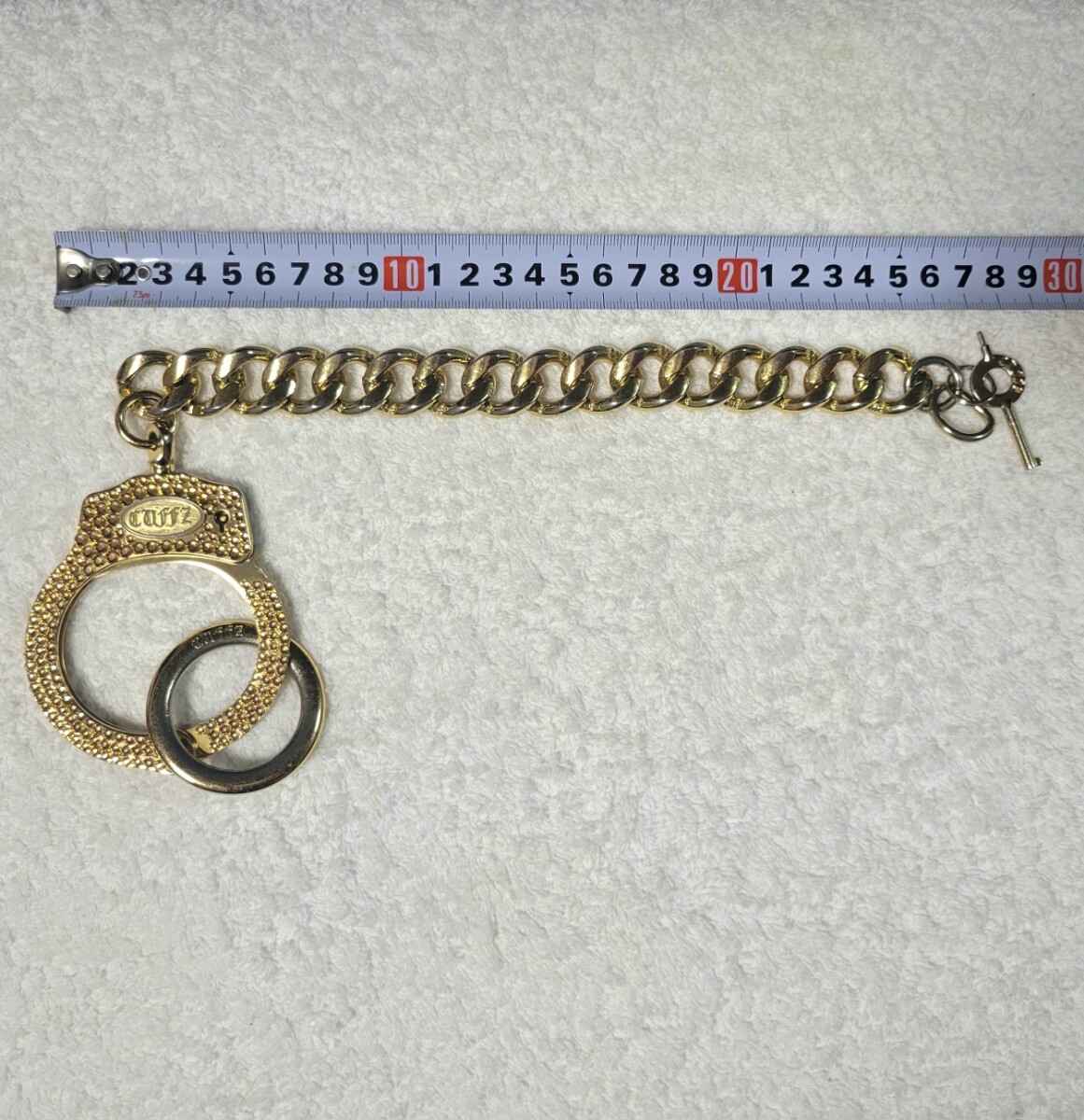 カフスバイリンツー cuffs by linz 手錠バッグ 手錠とチェーン カフスバイリンツー cuffs by linz 手錠バッグ 手錠とチェーン