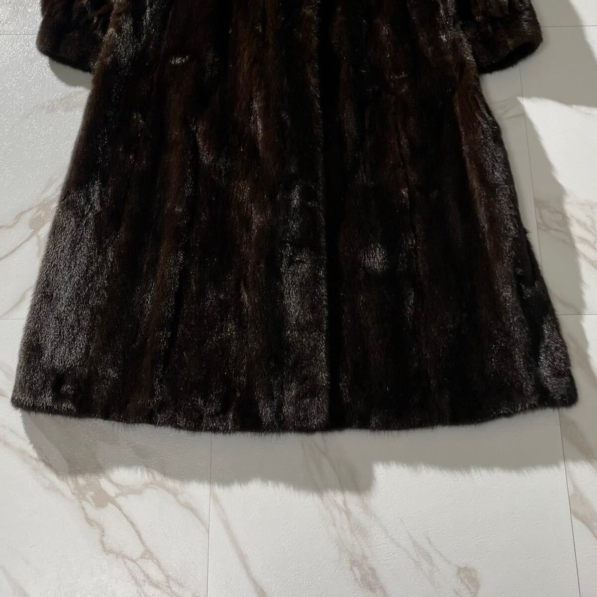 極美品 BLACKGLAMA ブラックグラマ マキシ丈 ファーコート XL相当 極美品 BLACKGLAMA ブラックグラマ マキシ丈 ファーコート XL