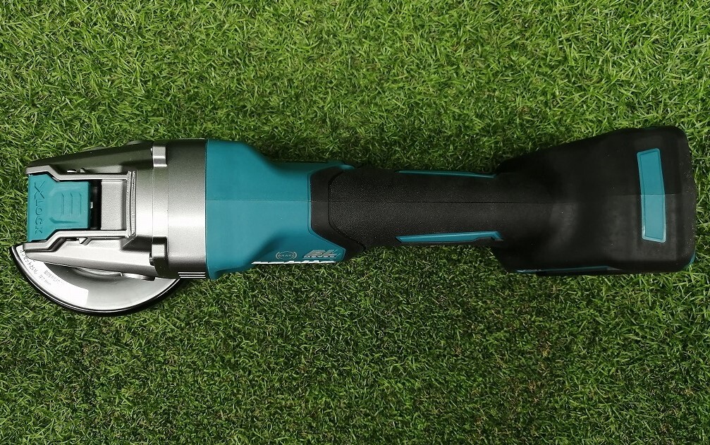 中古 店頭展示品 makita マキタ 40Vmax 100mm 充電式ディスク 中古 店頭展示品 makita マキタ 40Vmax 100mm 充電式ディスク