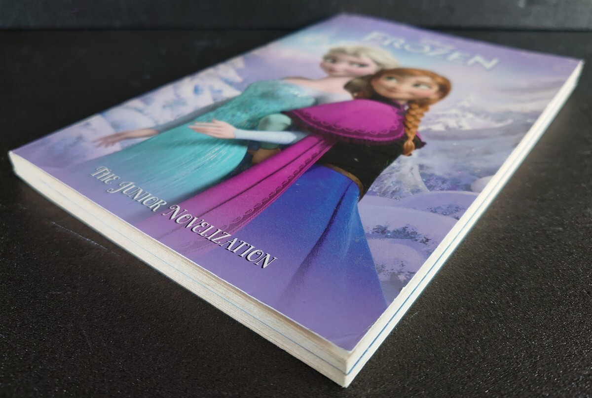 【洋書/児童文学】ISBN 13 : 9780736431187ISBN 10 : 0736431187/Disney FROZEN THE JUNIOR NOVELIZATION/ディズニー アナと雪の女王_画像3