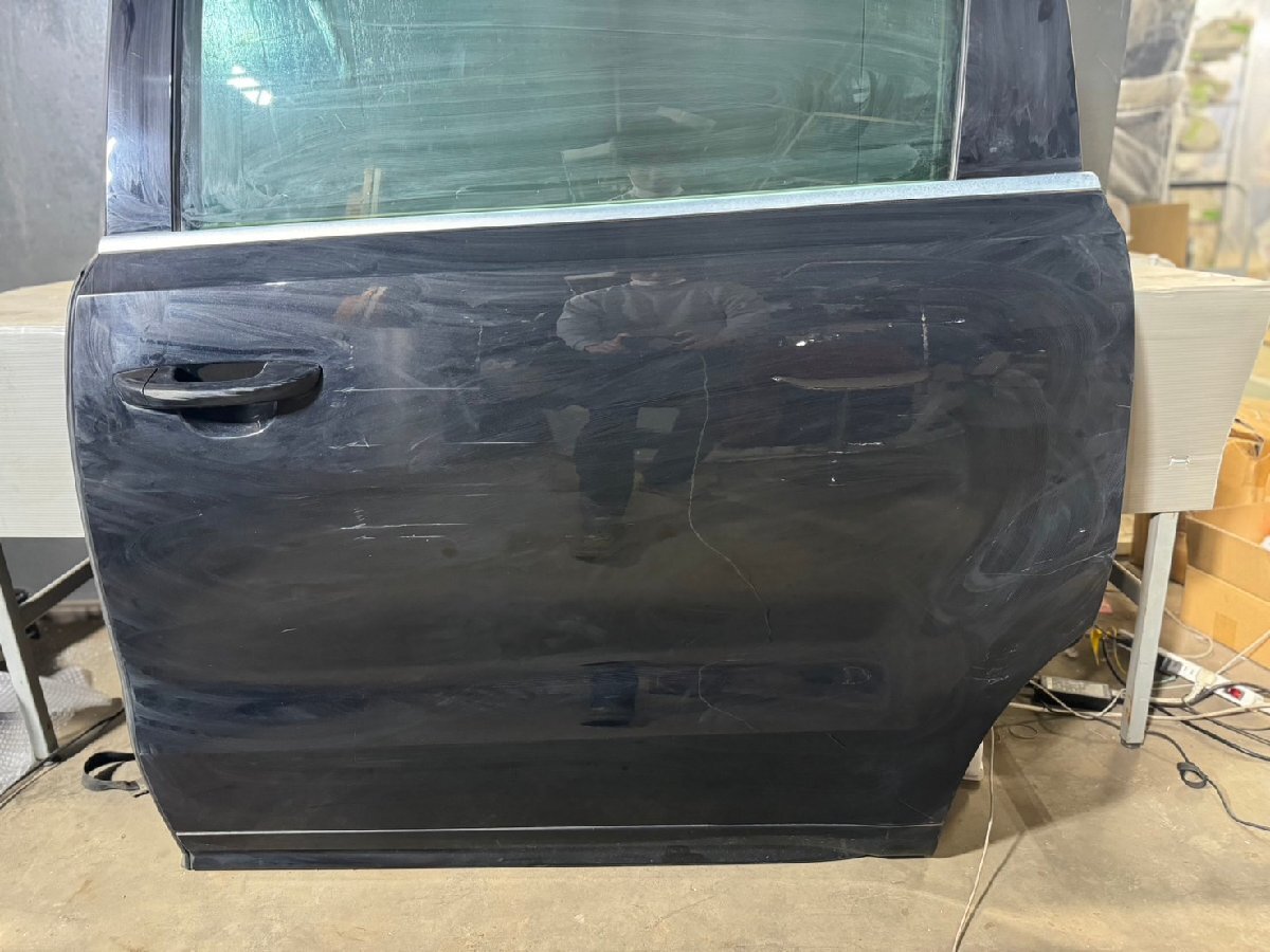 VW フォルクスワーゲン シャラン 純正 左 リア ドア ブラック系 Volkswagen SHARAN b4639-gyr_画像2